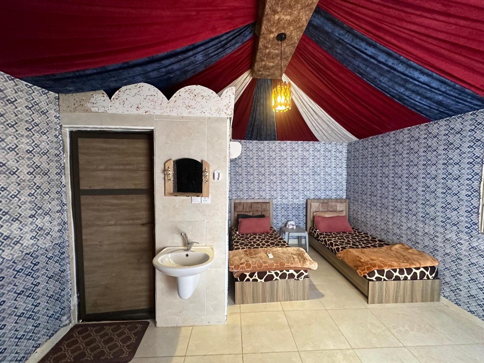 Shakria Bedouin Life Camp Hotel Wadi Rum Exterior foto